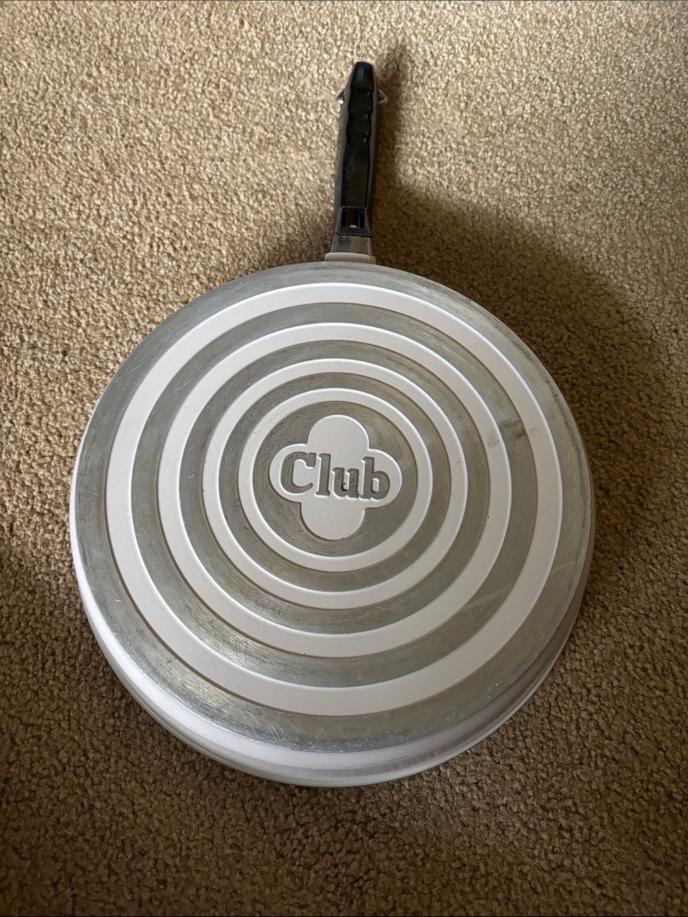 Club Aluminum Frying Pan 10 inch pink/rose